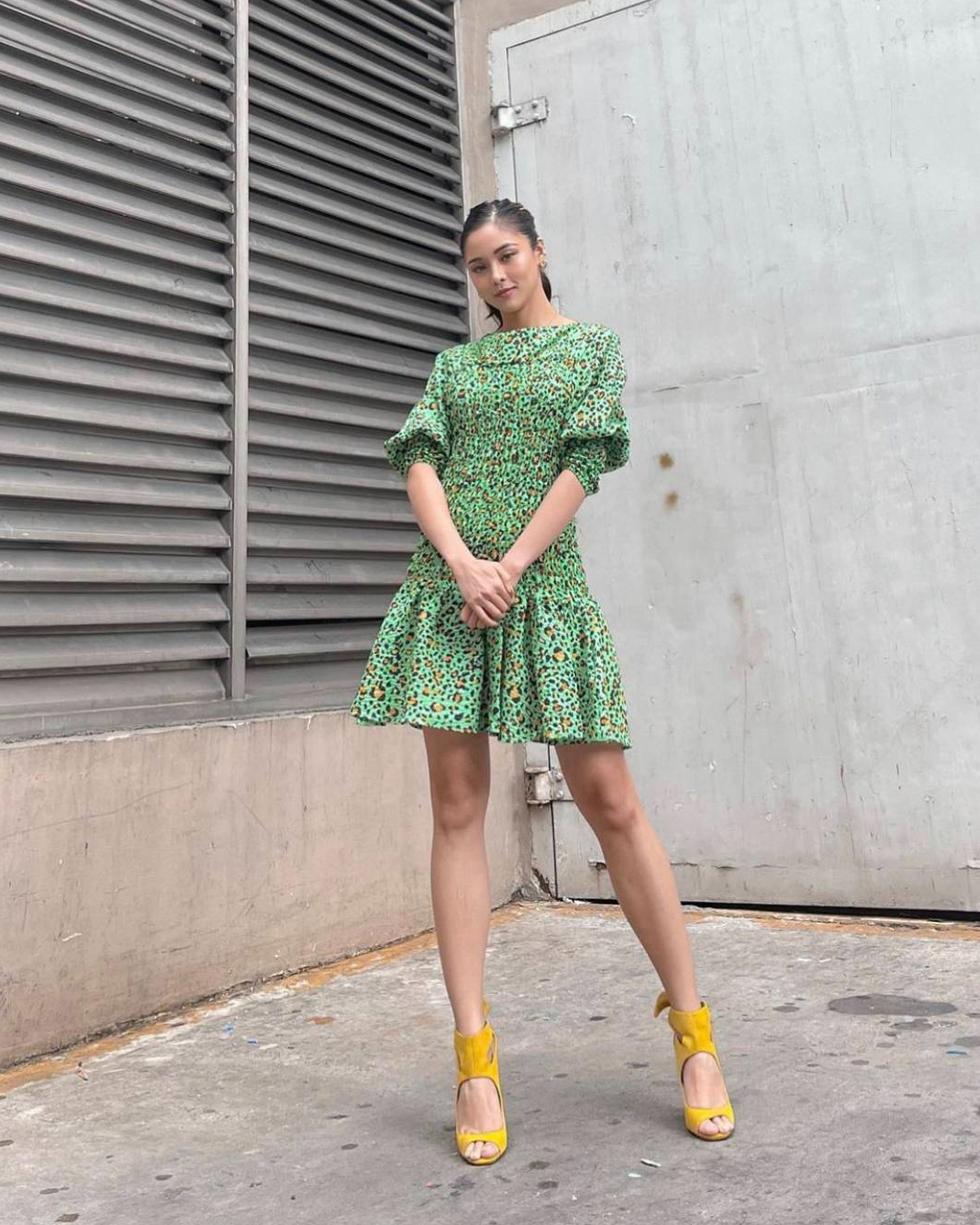 H&M Philippines on X: SPOTTED: Kim Chiu teaching us how to turn