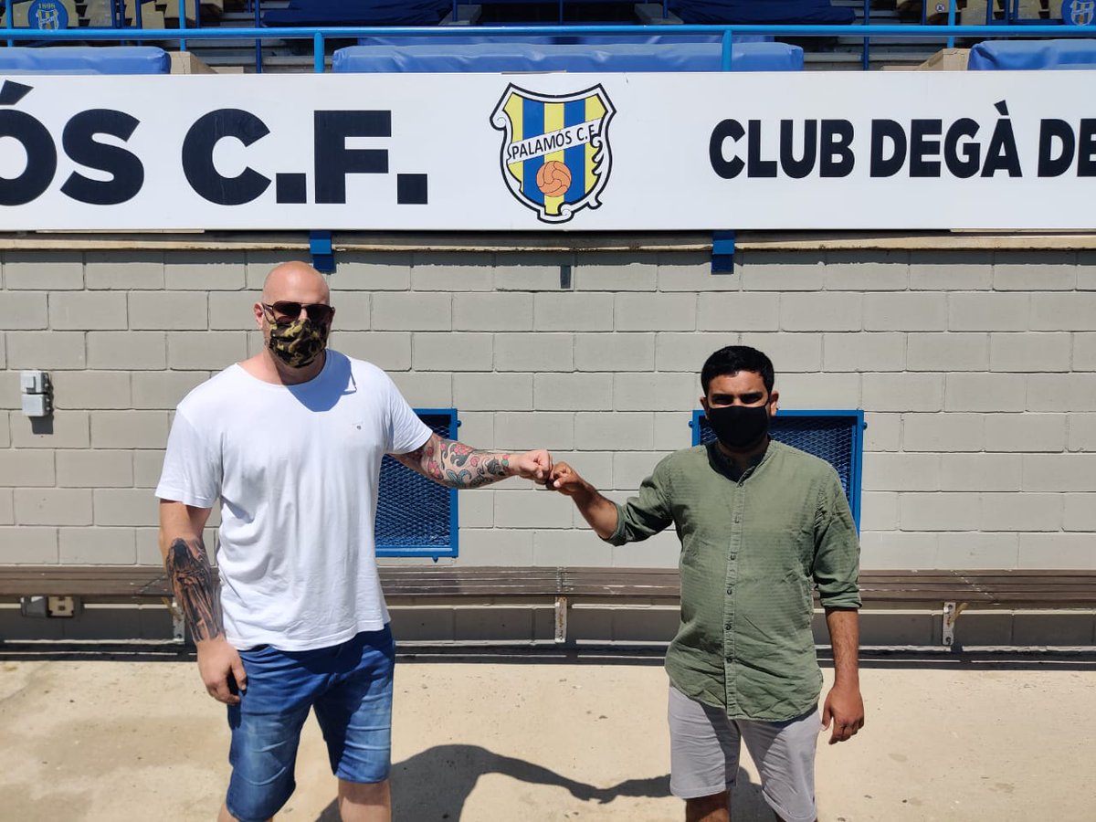 PALAMÓS CF 💙💛 tweet media