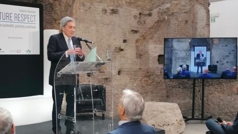 mercatinousato1's tweet photo. "Rendiamo popolare la sostenibilità" Francesco Tamburella
Seguite la diretta del #CongressoFutureRespect! #FutureRespect @Consumerlab1 #ImpreseSostenibili
https://t.co/U0sPcNdW4b via
@YouTube https://t.co/fwRfco6tYN