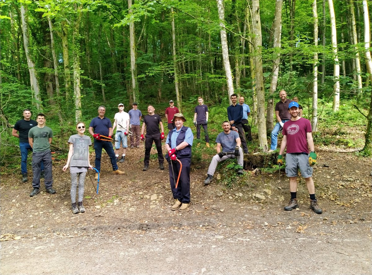 Great day volunteering @Porthkerry_Proj alongside <a href="/VOGCouncil/">Vale Council 🏴󠁧󠁢󠁷󠁬󠁳󠁿🇺🇦</a>, <a href="/morgansindall/">Morgan Sindall Group</a> and @isglimited <a href="/AECOMBuildPlace/">Buildings + Places</a>. 👋