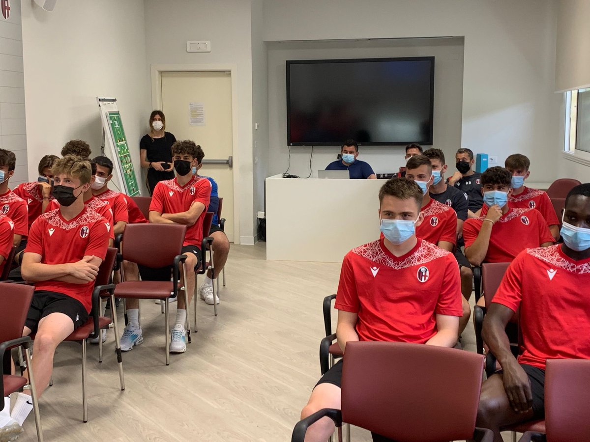 icsc_spa's tweet image. ⚽️ A lezione con @BfcOfficialPage e @bncalcio , protagonisti della nuova tappa dell’ #IntegrityTour 

Insieme a @SerieA e @Sportradar per formare i campioni del domani!