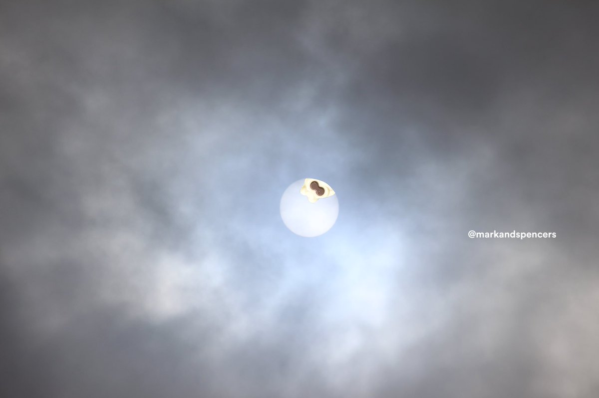 I think we can still see the #SolarEclipse over here in the UK.
#solareclipse2021