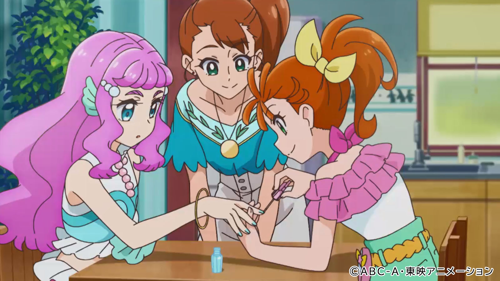 デリシャスパーティ プリキュア公式 Al Twitter まなつやローラたちとお揃いネイル プリティアップネイル でみんなの爪もおしゃれにチェンジ ネイルシールで可愛くデコレーションして もっとトロピカっちゃお トロプリ プリキュア Prettyholic T Co