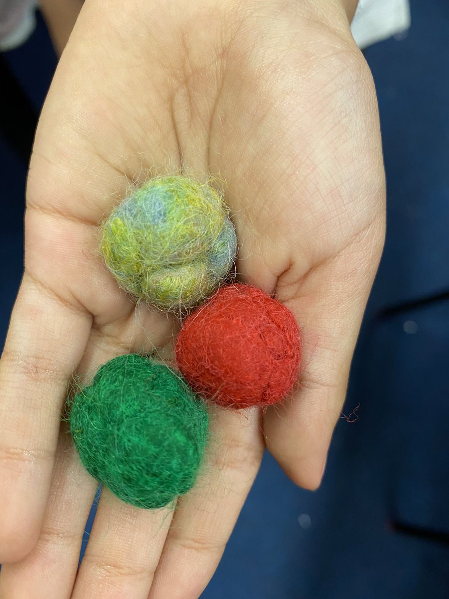 MissCWhite1's tweet photo. In Year 1 we had a great time yesterday creating our own felt beads. We will be using them to make our own bunting. We used felt tops and lots of rolling to knot the fibres together!  @MissTurner2019 @Centralprimary https://t.co/ZXBHWOMdYM