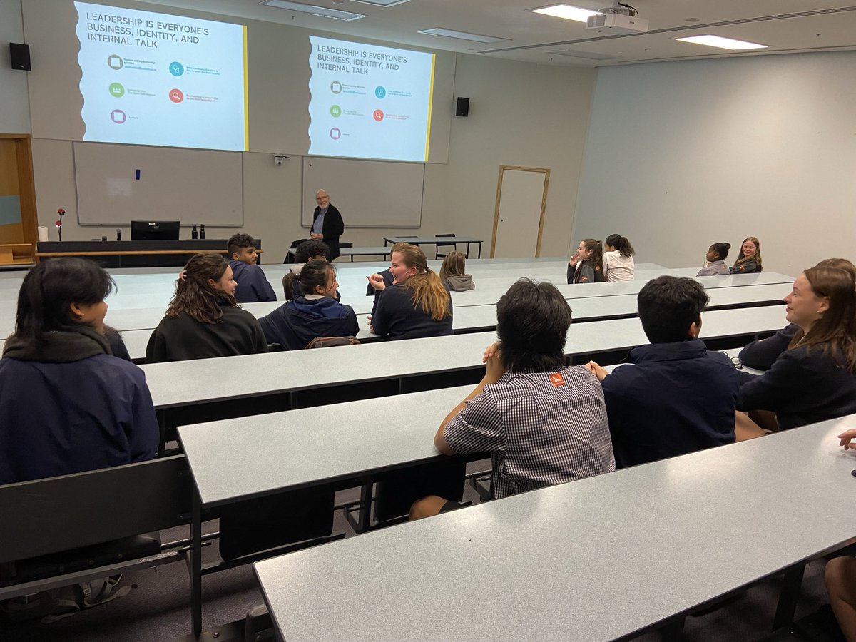 mrskaukau's tweet photo. So proud of mana wahine @nfoote83 and alllll her Mahi getting our satellite campus at @waikato off the ground today. Such amazing opportunities for  ākonga to see potential pathways at tertiary level  #queen #pathwaysforall #rshs https://t.co/E8dugVcGNN