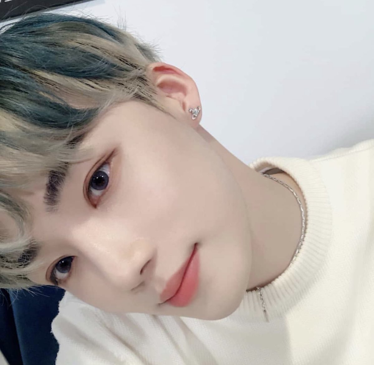 nicolaonIine's tweet photo. —. 🌸 #PALMSTAGRAM #NewProfilePic +1 https://t.co/NlbVeakCxo