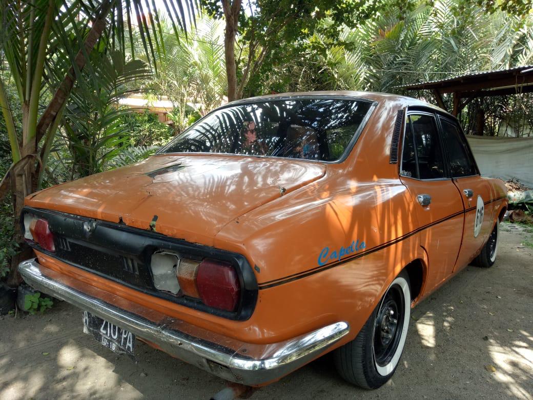 Suka Mobil Tua tweet media