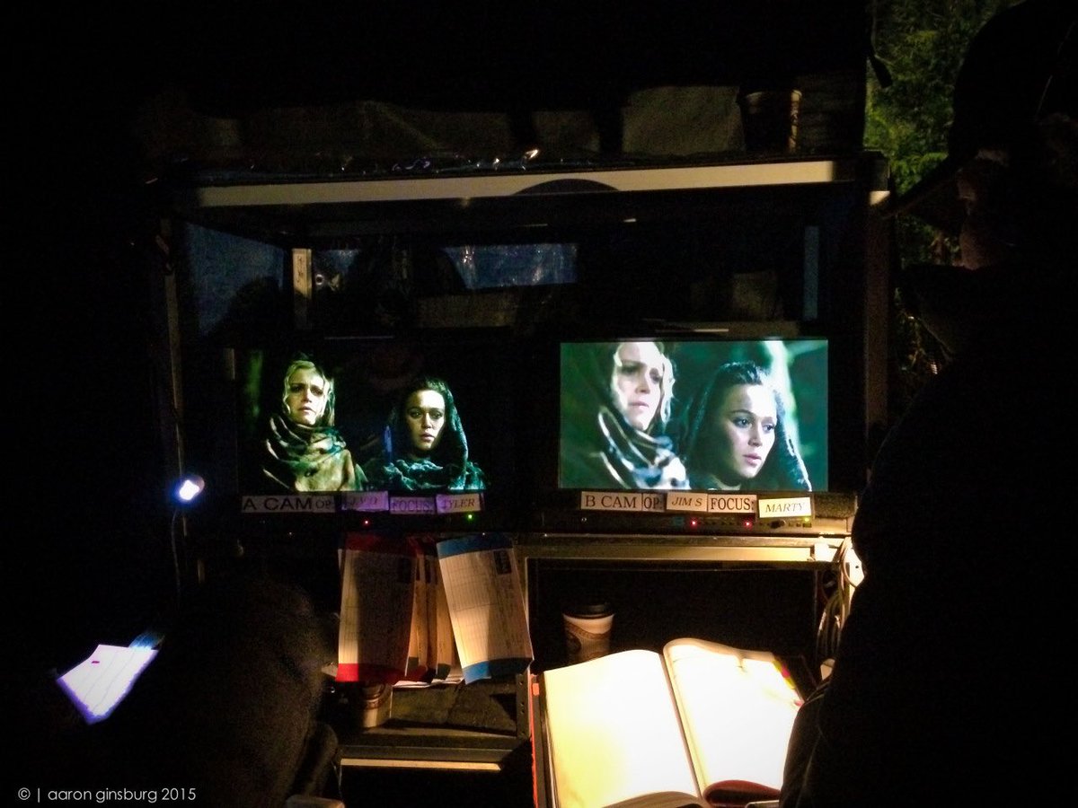 LexaGold1's tweet photo. Mentally I'm Here β£ππ
#Lexa #Clarke #ClexaBTS https://t.co/lWotHY8qMM