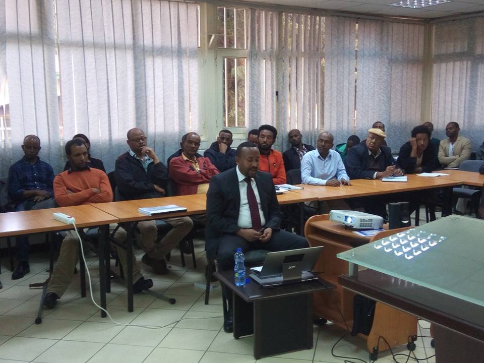 AgameDictator's tweet image. Eritrea will hold presidential elections when someone can find me @AbiyAhmedAli&apos;s PhD dissertation paper 💀 #microlink