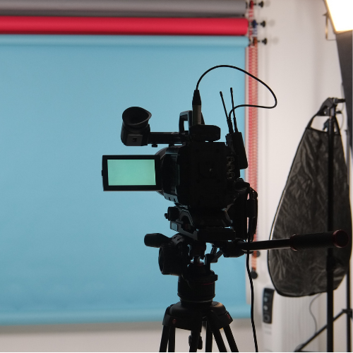 glpltd's tweet photo. All prepared for our Thursday livestream, tune in to Facebook @directstoretv at 2pm for Mike Saint and to @vinaclothinguk at 6pm, Vina give away £25 in-store credit for free each week!

#live #studio #onset #fashion #ecommerce #giveaway  #clothing #Directstoretv #vinaclothing https://t.co/87wCx9cATR