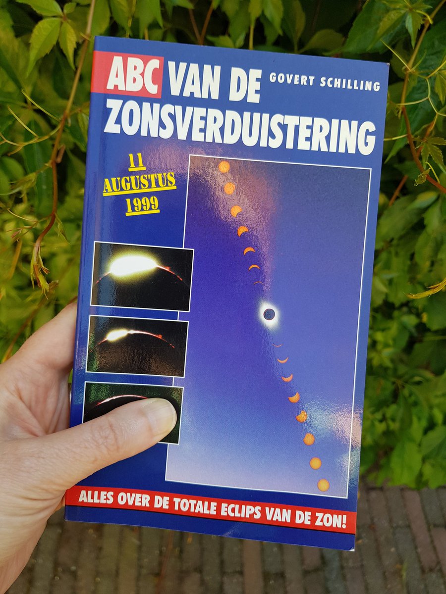 map_of_joy's tweet photo. Wie wat bewaard... Brilletje zit er ook nog bij. 👌 @govertschilling #zonsverduistering https://t.co/Di9RffW5UM