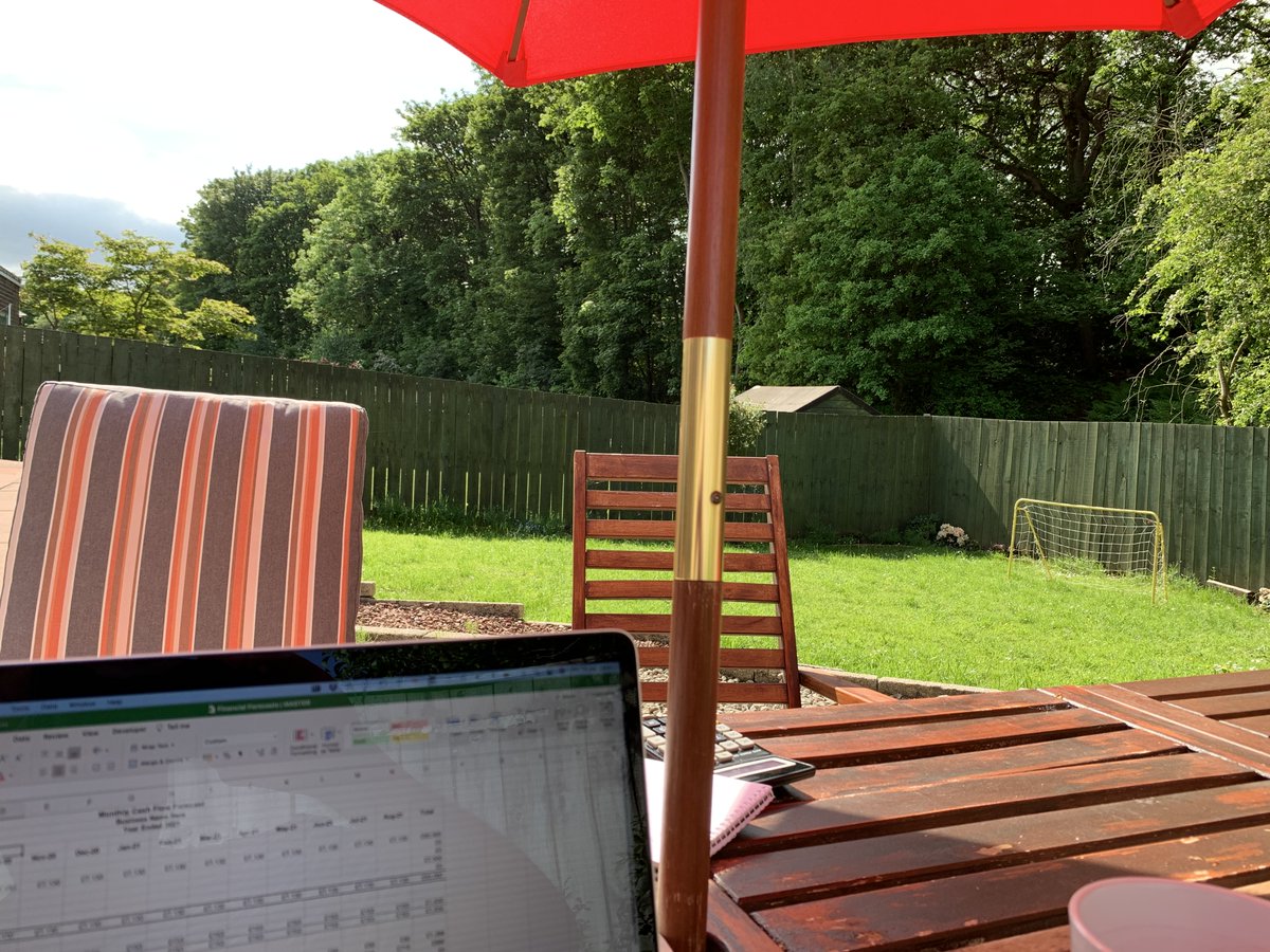 ScottHiThrive's tweet photo. Working from the garden today and waiting for the solar eclipse. THIS is one of the things I love about running my own business. ☀️🌲

#thursdaymorning #thursdayvibes #solareclipse2021 🌗 https://t.co/wZIefhV6Rx