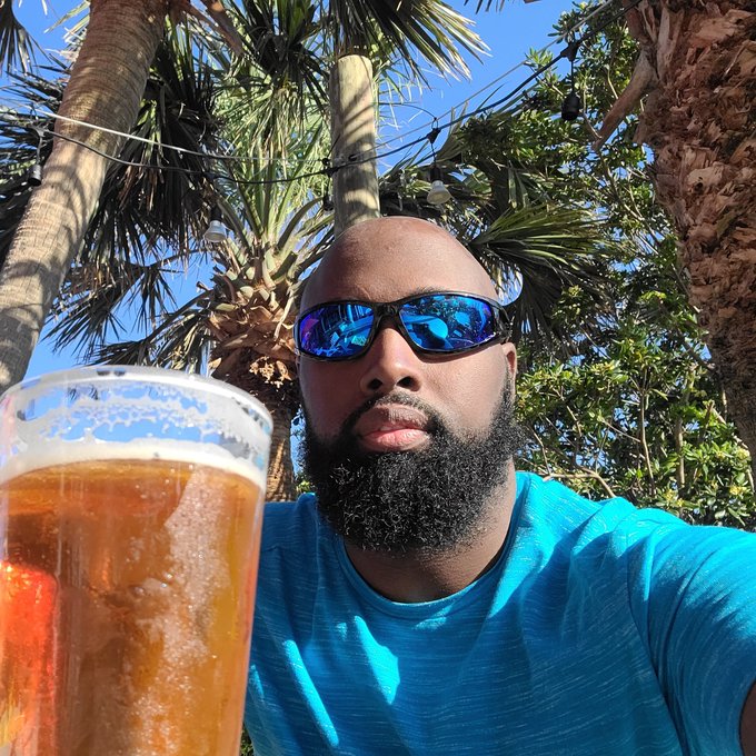 #NewProfilePic https://t.co/HIJGPRUwoM<a href="/tag/newprofilepic"class="tags">#NewProfilePic</a>