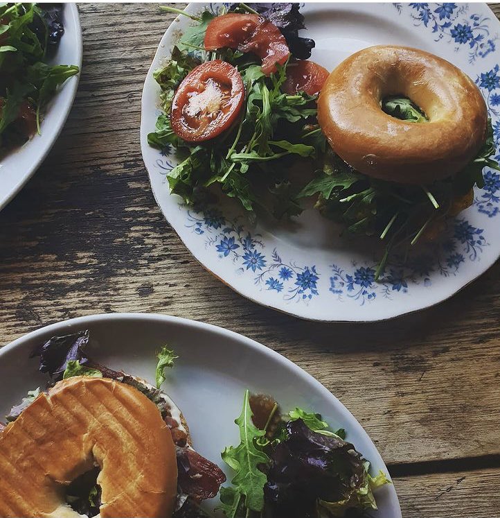 ThePRofStroud's tweet photo. Hey Stroudies, you can now hang out at PR of Stroud HQ with a coffee and bagel. Everybody welcome @SubRoomsStroud #stroud https://t.co/3PC0qsHK5y