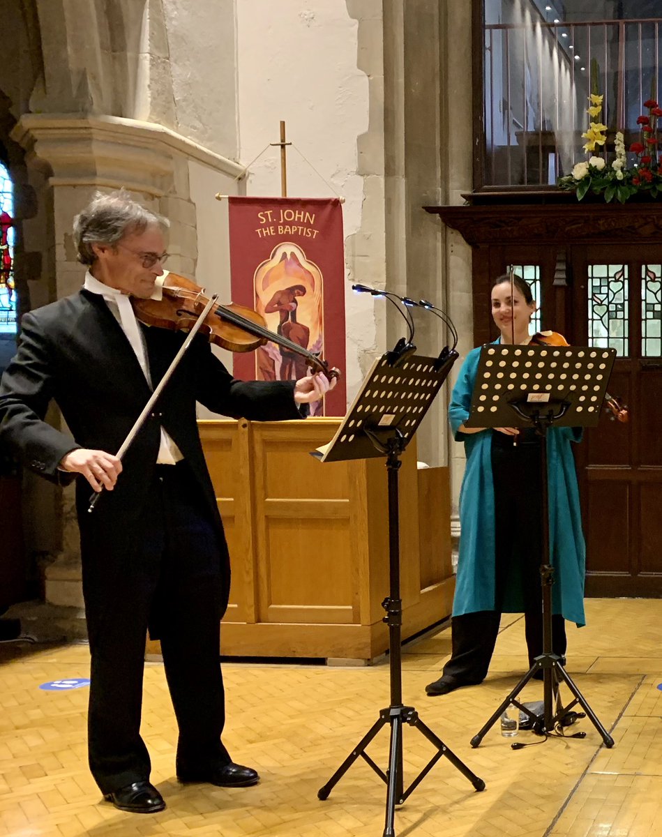 LisWarren's tweet photo. @pinnermusicfest @RDR_4tet What a fabulous concert - and thank you so much for choosing to link it to remembering the many lives lost in the pandemic - truly fitting music &amp; a very moving experience indeed for me 🙏

Exceptional, energetic performances from the quartet, esp in the Schubert 👏 https://t.co/6CYQ3D3Lb3
