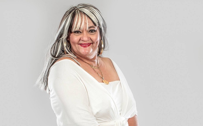Biz_Lounge's tweet photo. Newsletter now out ft @kiffkak #LuxeAwards  #RIPShaleen @EncountersDoc @iammilasmith @OnPointPR_SA @DistilledSpirit @TheDramaFactor1 @Paul_du_Toit @artsfestival #NAF2021 @RedBullZA @realresidency @FilmFestLocarno @JMoolmanMusic &amp; a #HadaLaboTokyo hamper! https://t.co/20tiVqXzwX https://t.co/2Y6oOEYP25