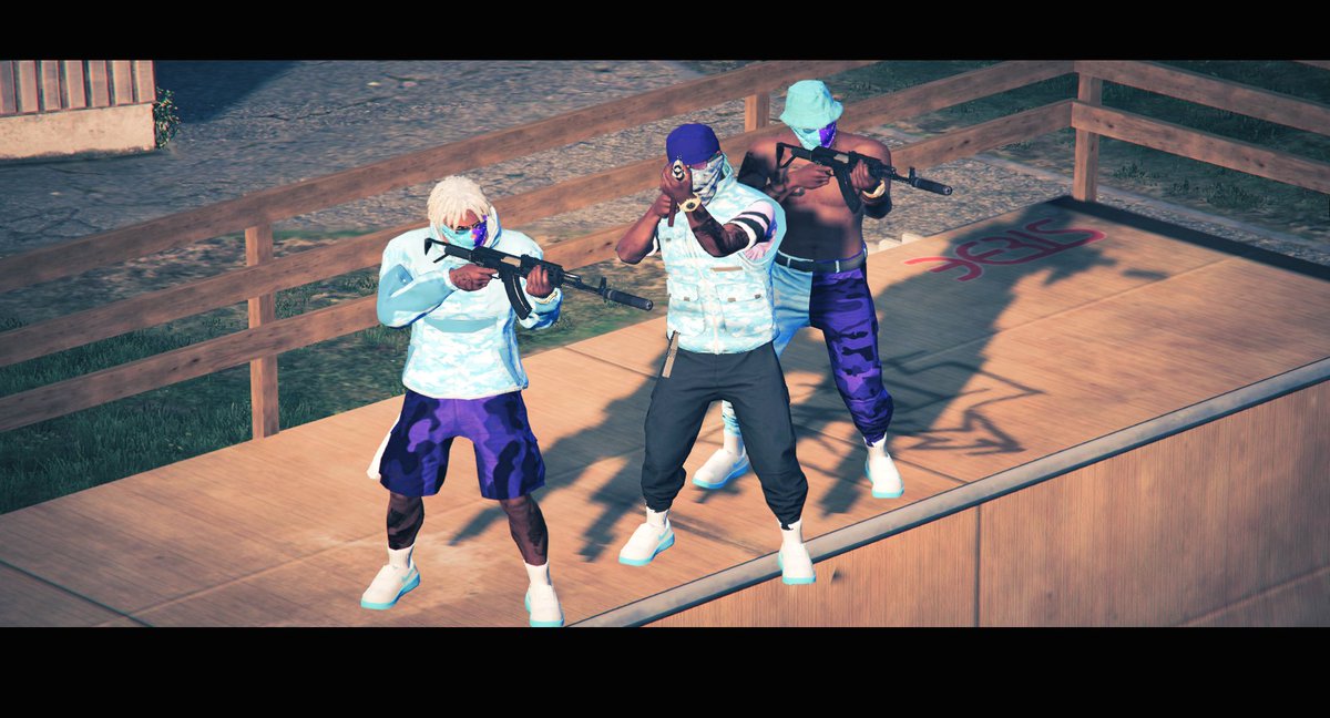 Oscgon91's tweet photo. Mi barrio es morado y celeste 🥶😈 https://t.co/ZinZoADgxf