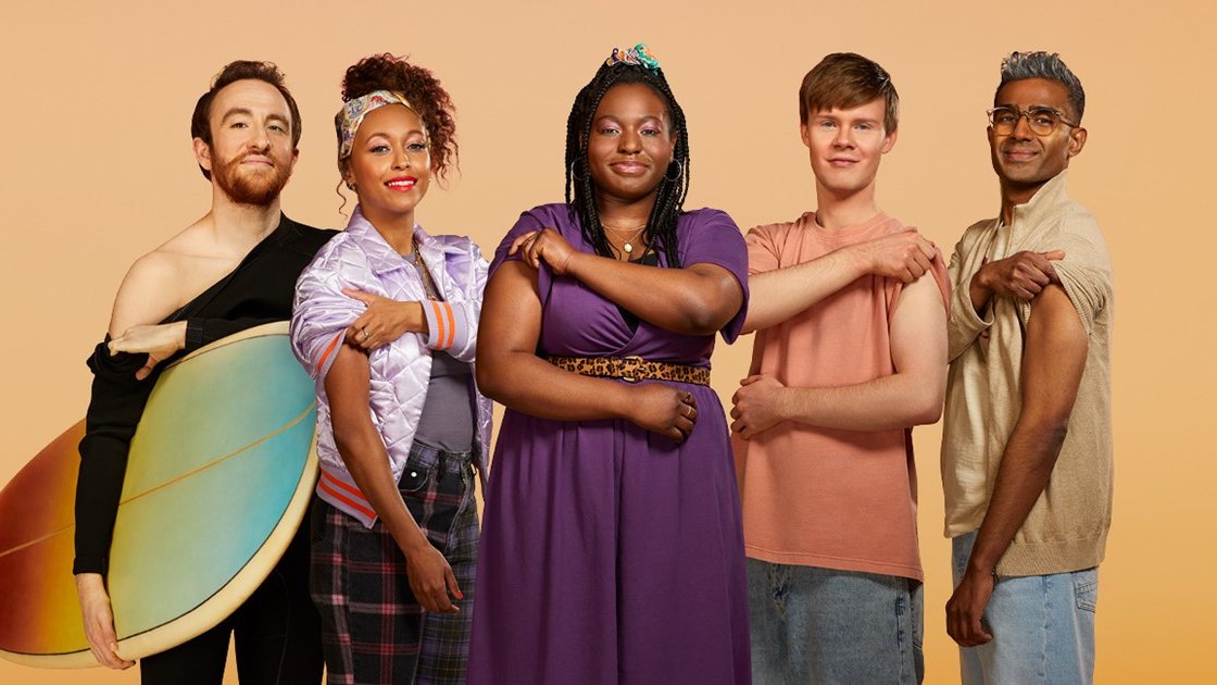 Roll up your sleeve when invited forward to get your first dose of the coronavirus (COVID-19) vaccine. It's our best way out of this pandemic and back to the things we’ve all missed.

Learn more nhsinform.scot/campaigns/roll…