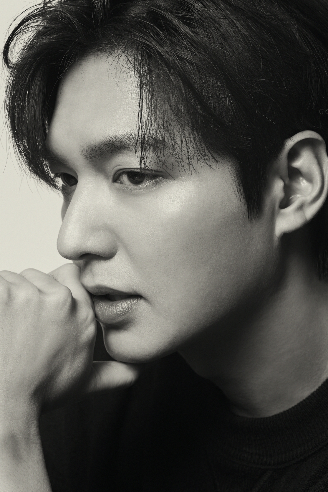 Japan Minoz Leeminho 𝕋𝕙𝕖 𝔸𝕔𝕥𝕠𝕣 𝕚𝕤 ℙ𝕣𝕖𝕤𝕖𝕟𝕥 映画振興委員会選定 韓国映画の現在と未来を代表する俳優 イ ミンホ グローバル舞台で再び世界中を圧倒するイ ミンホのポートレートを公開します Theactorispresent