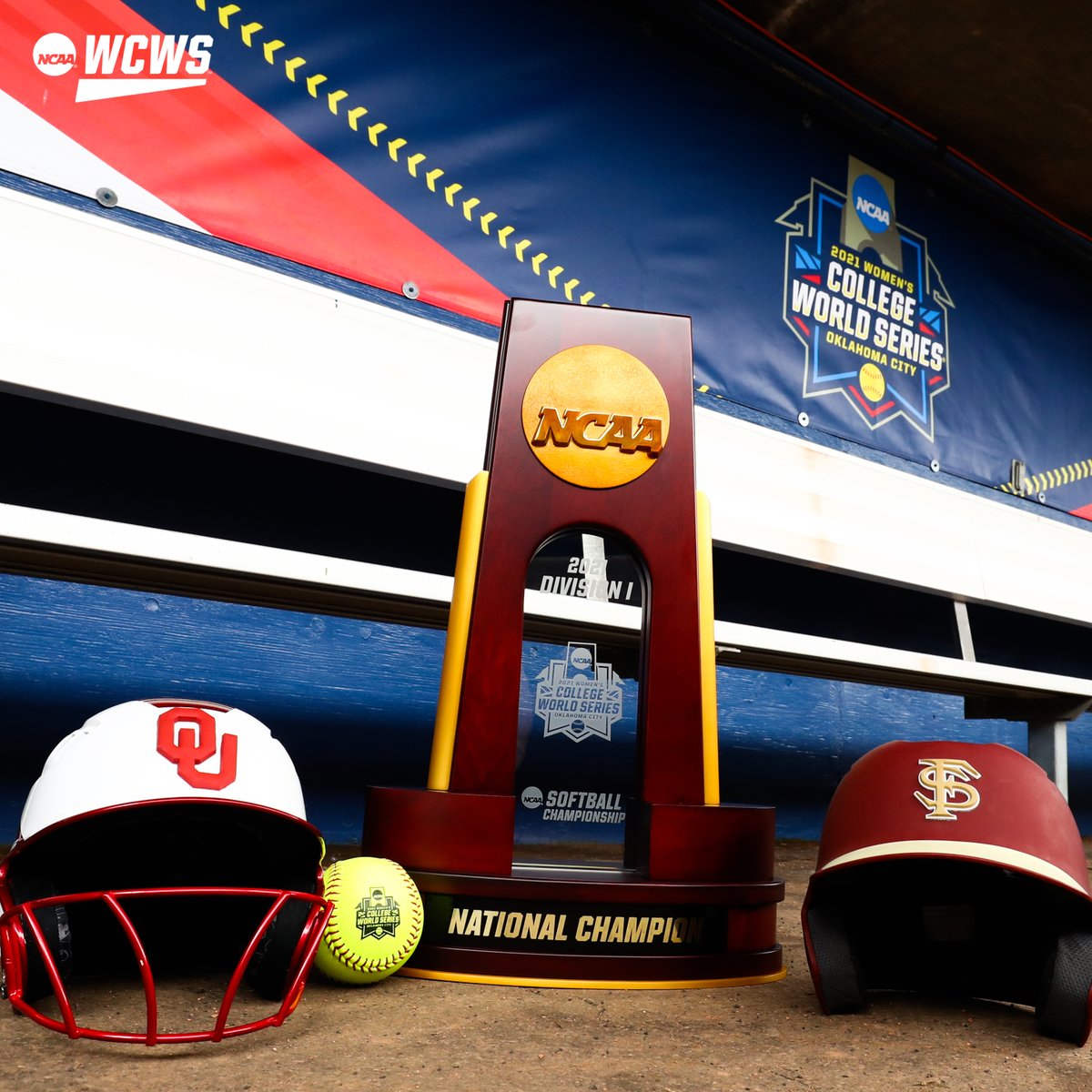 NCAASoftball's tweet photo. 𝕎𝕀ℕℕ𝔼ℝ 𝕋𝔸𝕂𝔼 𝔸𝕃𝕃 🏆

#WCWS https://t.co/ZSkUTmu5UO