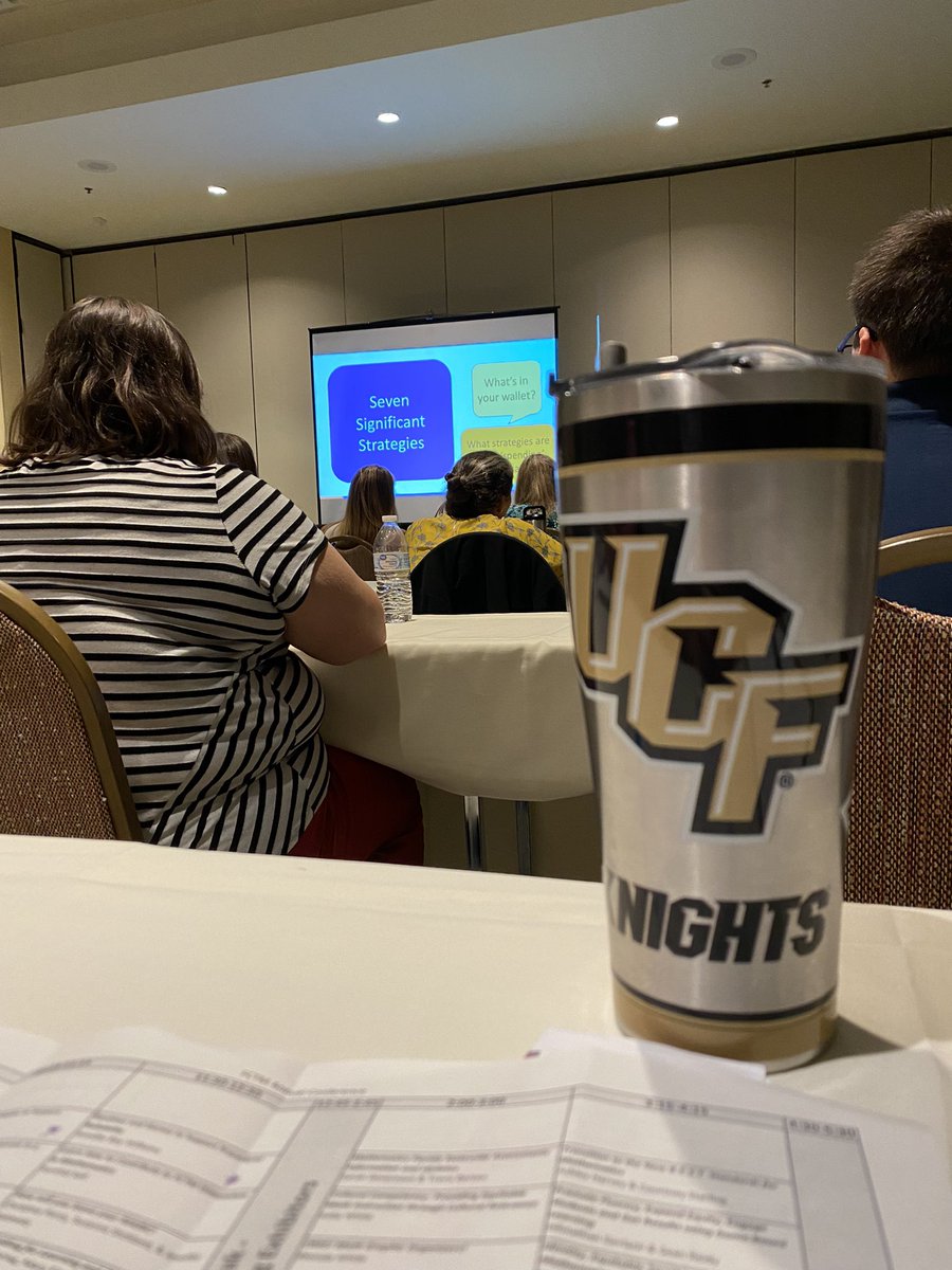 EricaBrink99's tweet photo. Enjoying my first breakout session #FCTM2021 @JBayWilliams https://t.co/mYCgqEzUBy