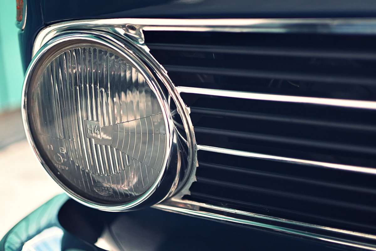 LienhardRacing's tweet image. Außenlackierung - BMW "riviera" 
2002tii