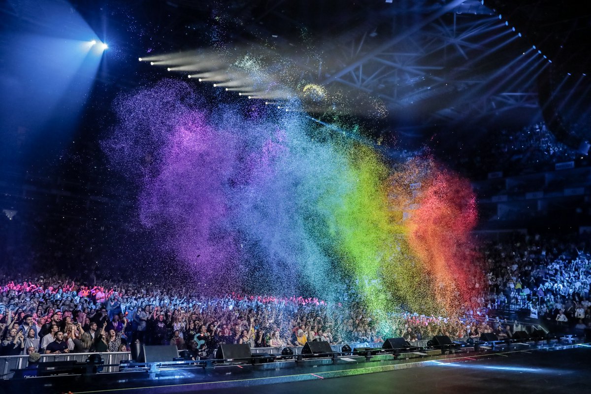 westlifemusic's tweet photo. Happy Pride Month everyone! 🌈🌈 https://t.co/0ncoLn8Kyi