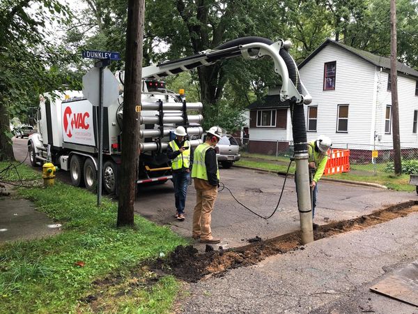HiVacCorp's tweet photo. The #XVac X-13 is powerful enough for any #hydroexcavation job and is quiet enough to work in any neighborhood. #vacuumtrucks 

Learn more at https://t.co/JDu3GwKn6o https://t.co/kwzuQ8XUlO