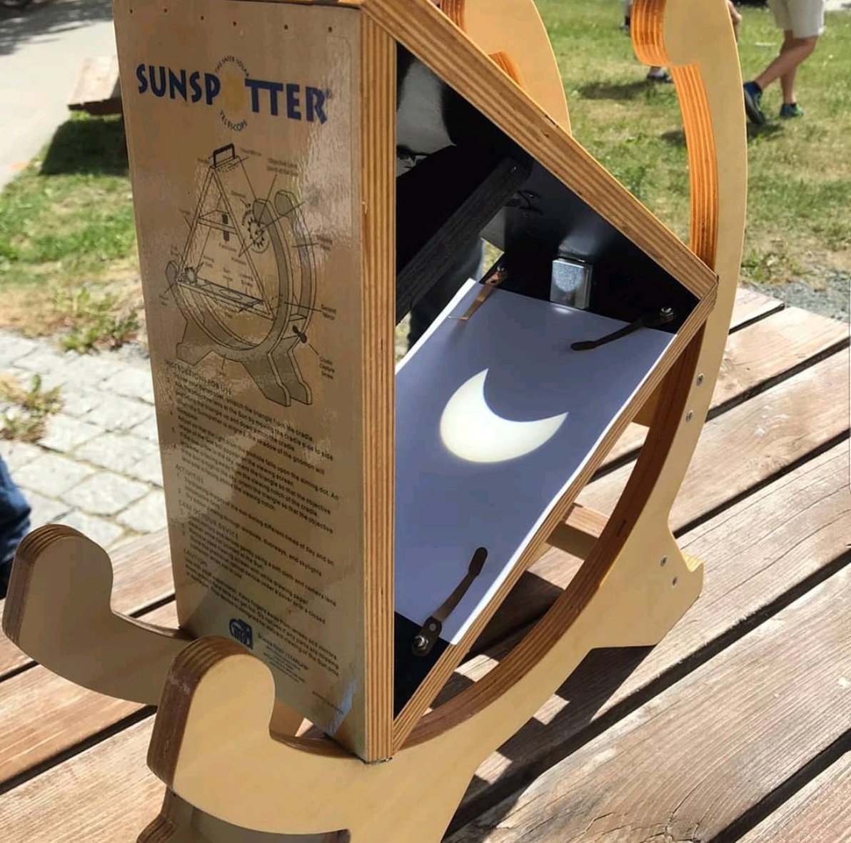OxfordPhysics's tweet image. Thank you to Dr Sueldo who shared this #Eclipse2021 image all the way from @NTNU #Trondheim ☀️