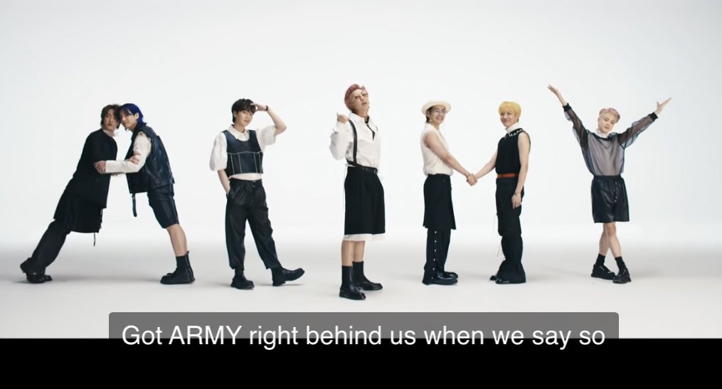 MrsTae__xoxo's tweet photo. I vote #BTS (@BTS_twt) for #BestKpopGroup "Best Kpop Group" at #PremiosMTVMIAW #MTVLAKPOPBTS https://t.co/twOq6rjgpE