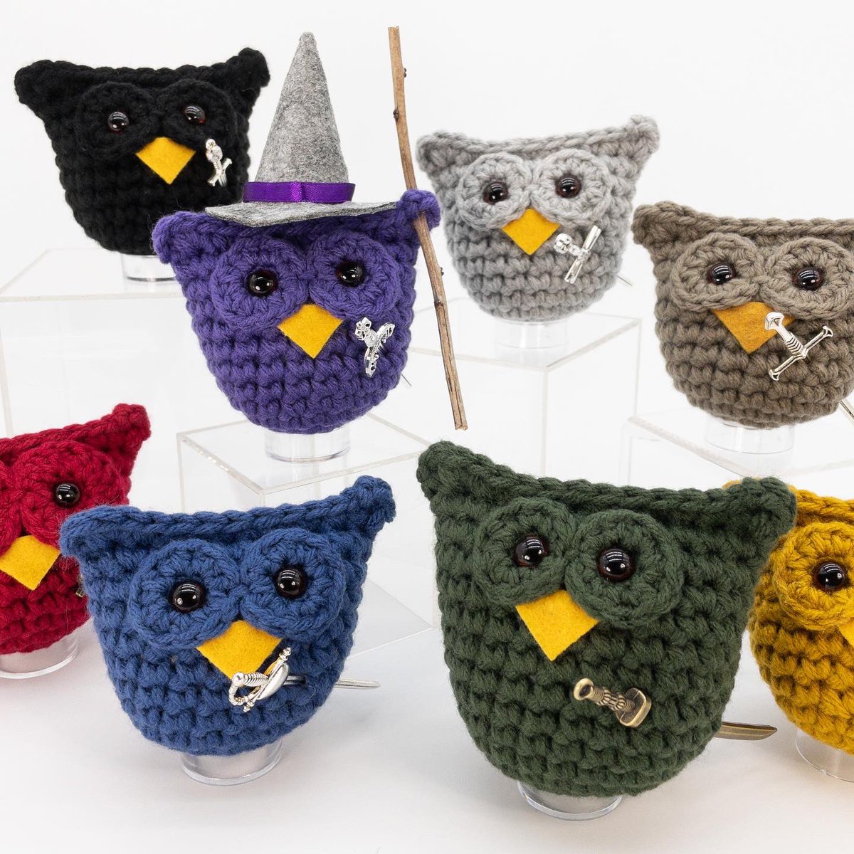 KirstenOwls's tweet photo. Finally! The whole gang of Nightwatcher Owls! Available at https://t.co/xWY3fr9XnH. #kirstenowlcompany #owlbuddy #iamanowl #owl #owlgift #owlgifts #owlgiftideas #fathersday #fathersdaygift #nightwatch #nightwatchers #nightwatchnation #nightwatcher https://t.co/nnWwih5v6T