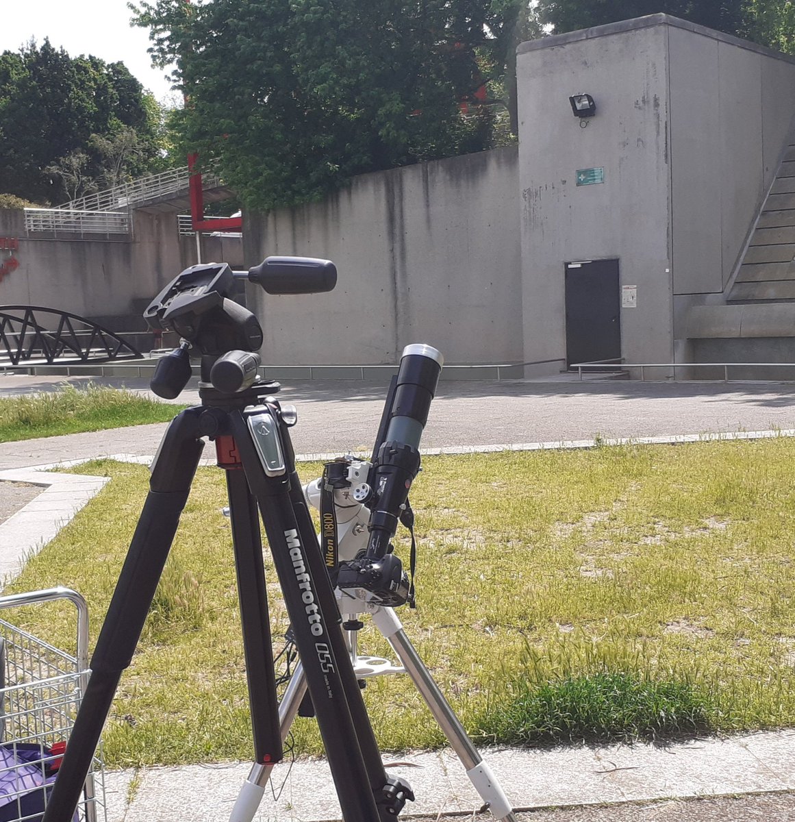 citedessciences's tweet photo. #Eclipse2021 bien sûr pour #EurekaMW !

#EclipseSolaire Vous la voyez ? https://t.co/S3JtM9PbV2