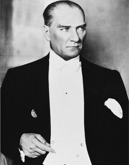 #ErdoğanTürkiyeDeğildir
MUSTAFA KEMAL ATATÜRK Türkiye'dir.🇹🇷