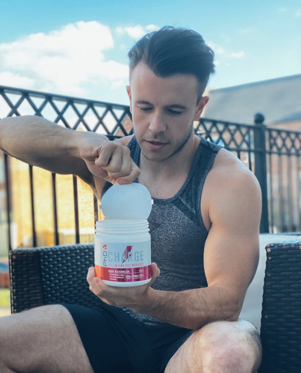 tomwseed's tweet image. 🔋CHARGE🔋

PhD CHARGE is an all in one pre workout for intense mental and physical performance. Provides increased energy, pump and focus for your workouts

flavour: sour watermelon 🍉
code: TOMS10

#phdnutrition #readysetsweat #performsmart @PhDNutritionUK ad