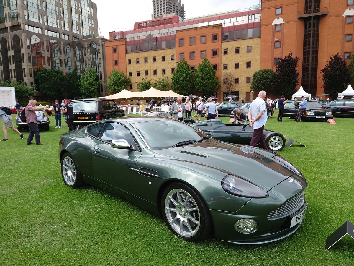 CarManToday's tweet photo. London Concours today, beautiful Vanquish.
#astonmartin #vanquish #london #londonconcours #concours #dbtrophy https://t.co/4X7jCgvIOl