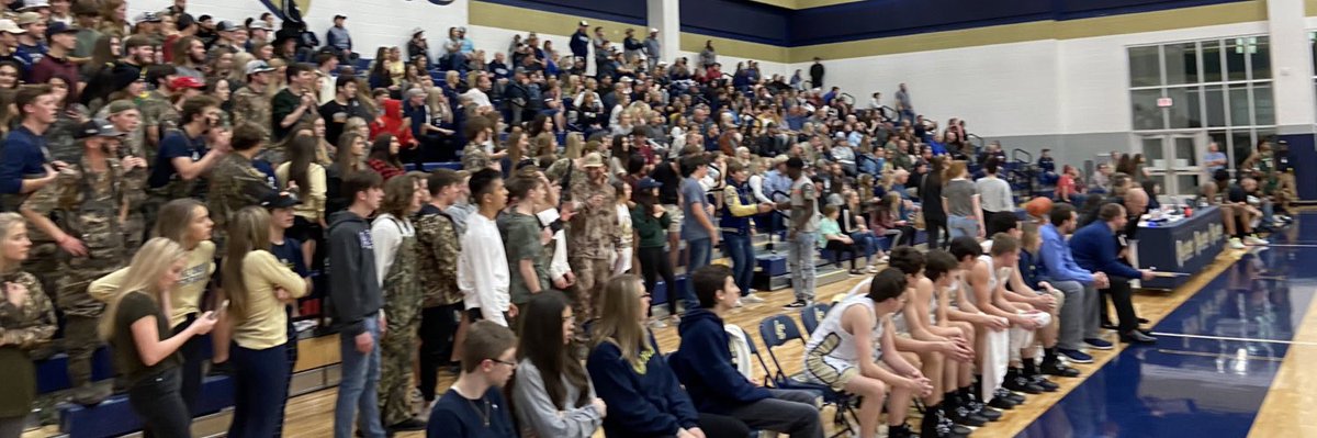 LakeCreekHoops's tweet photo. TBT Lake Creek vs Huntsville
February 7th 2020

Lions end Huntsville’s 43 game district win streak. RT if you were there! https://t.co/nkN06NTRue