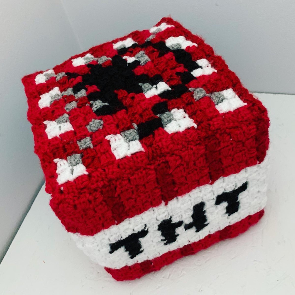 Hookstitchsew tweet media