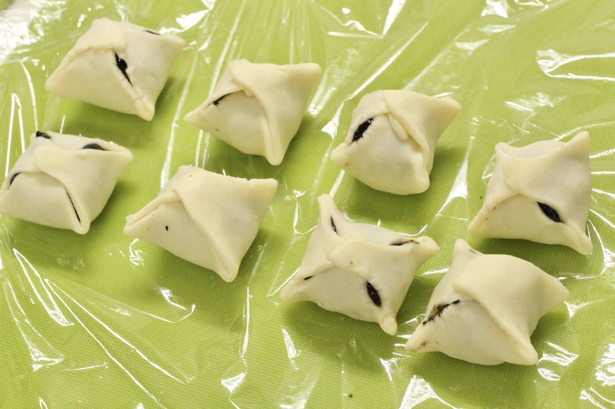 串団子を使ってトースターで作る？もちもち「ごまもちパイ」の作り方！