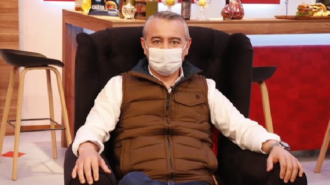 javi_caceres97's tweet photo. Dijo @DaniCenturionpy que cuando sea intendente va a eliminar la corrupción de Asunción. Raro que no haya hecho nada cuando fue asesor de @MaritoAbdo .... https://t.co/0TAfuUjlFR