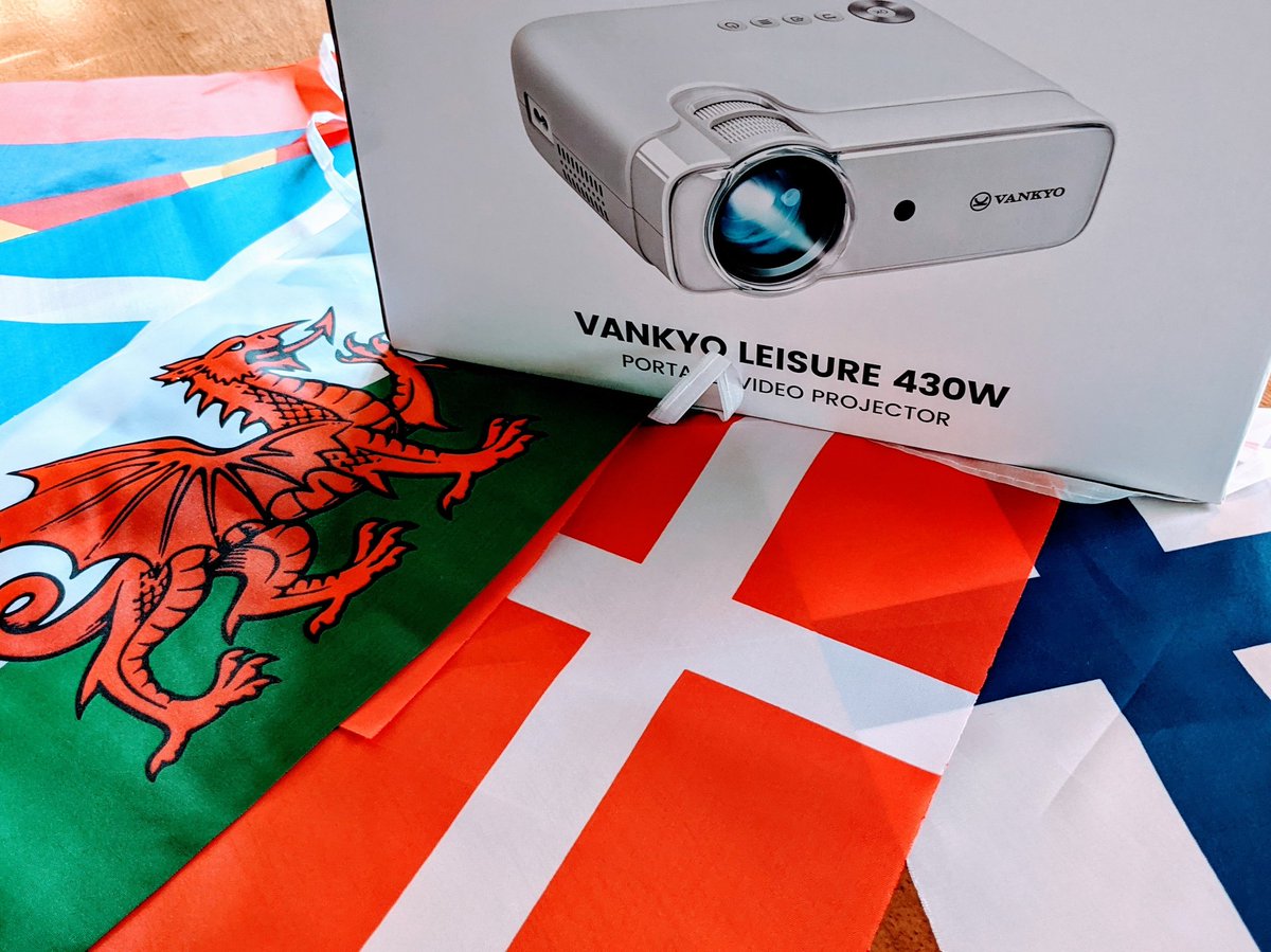 Two TVs are definitely not enough for #EURO2020... Time to add in a projector 😉🍺⚽

#localpub #WatchItHere