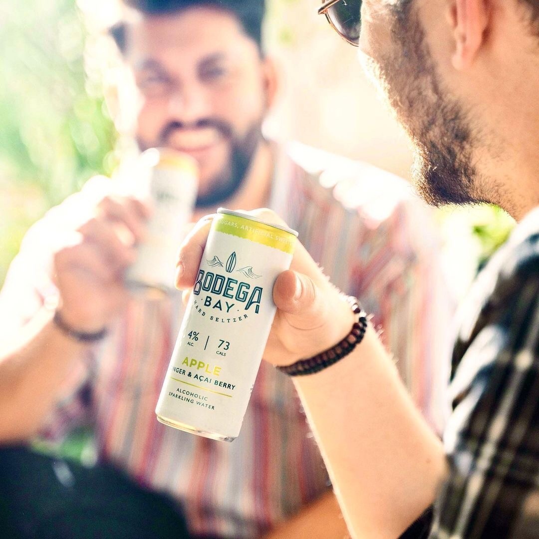 Future Proof Creative (@creative_proof) on Twitter photo Meet Luis, our latest Future Proof team member! First week on the job and already doing an excellent job of modelling for <a href="/BodegaBayDrink/">Bodega Bay Hard Seltzer</a> ππβ
β Meet Luis, our latest Future Proof team member! First week on the job and already doing an excellent job of modelling for <a href="/BodegaBayDrink/">Bodega Bay Hard Seltzer</a> ππβ
β