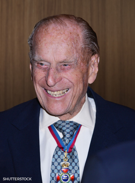 Today, on 10 June 2021, #PrincePhilip would have turned 100. To celebrate His Royal Highness's life, here is a #royal #charity song, written with <a href="/chrismfish1/">Chris</a>, raising funds for <a href="/TheSilverLineUK/">The Silver Line</a>. Many thanks to Joe Little <a href="/MajestyMagazine/">Majesty Magazine (& Joe Little)</a> for his support: henrydawe.co.uk/two-paces-back