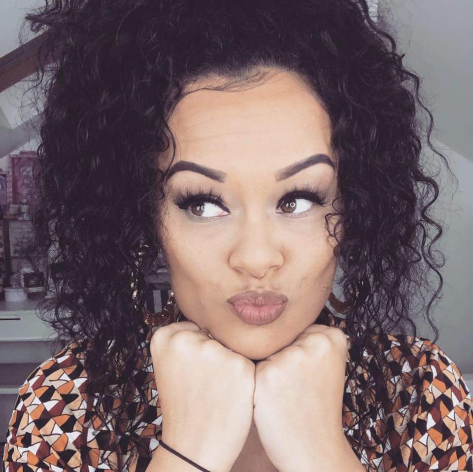 Psssst....
Did You Know This Lovely Lady <a href="/AleighciaSings/">Aleighcia Scott</a> Is Singing Next Door @RumbaBar3 
This Saturday?...
Yes, She Starts From 1pm