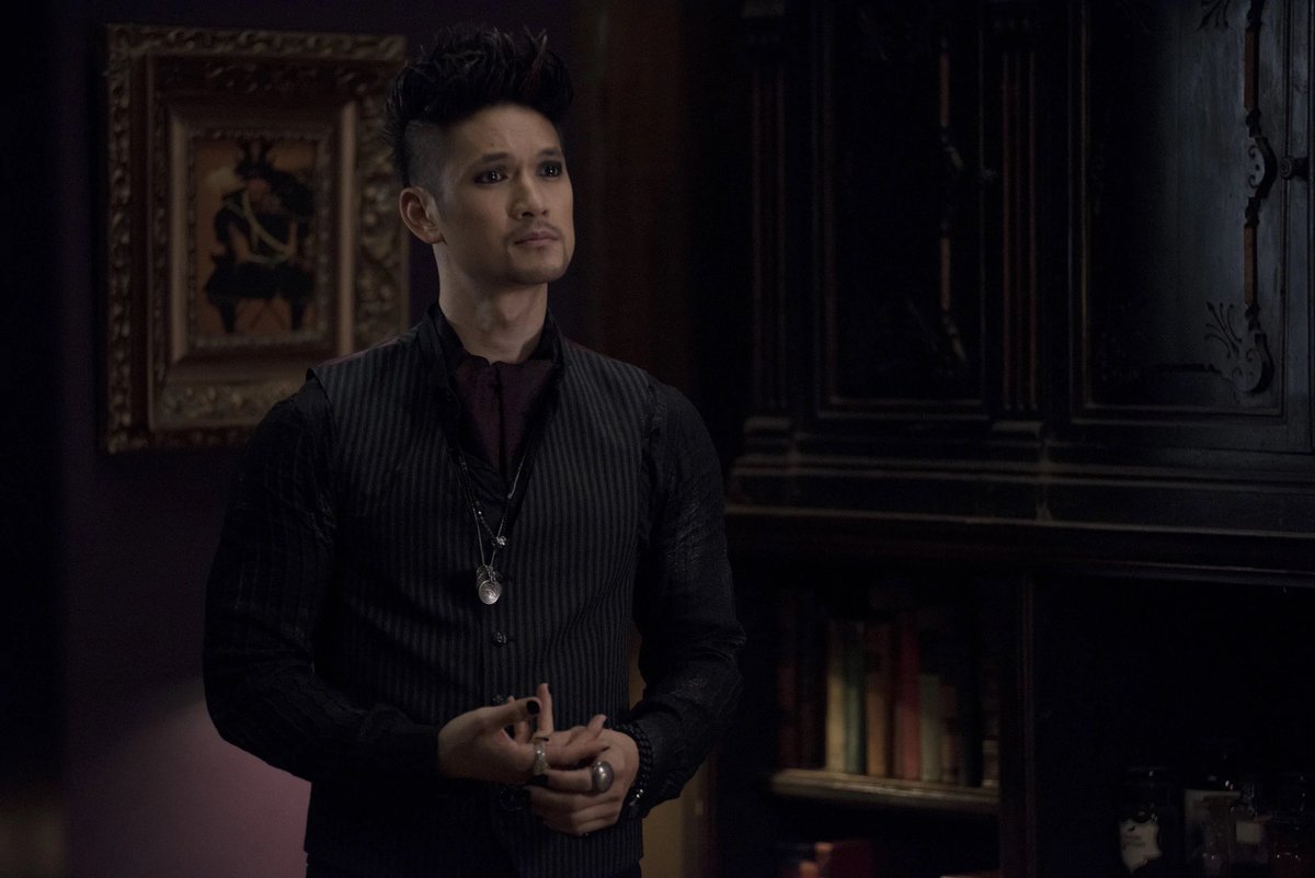 Magnus bane. Магнус Бейн Сумеречные охотники.