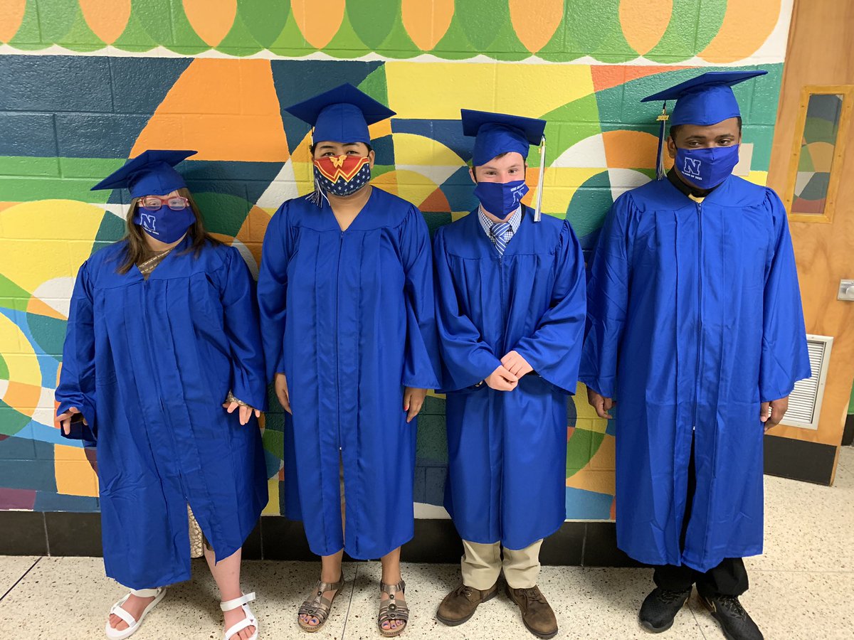 Graduating NAHS Buddies!🎓