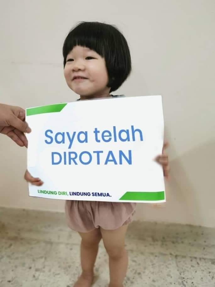 Saya telah divaksin