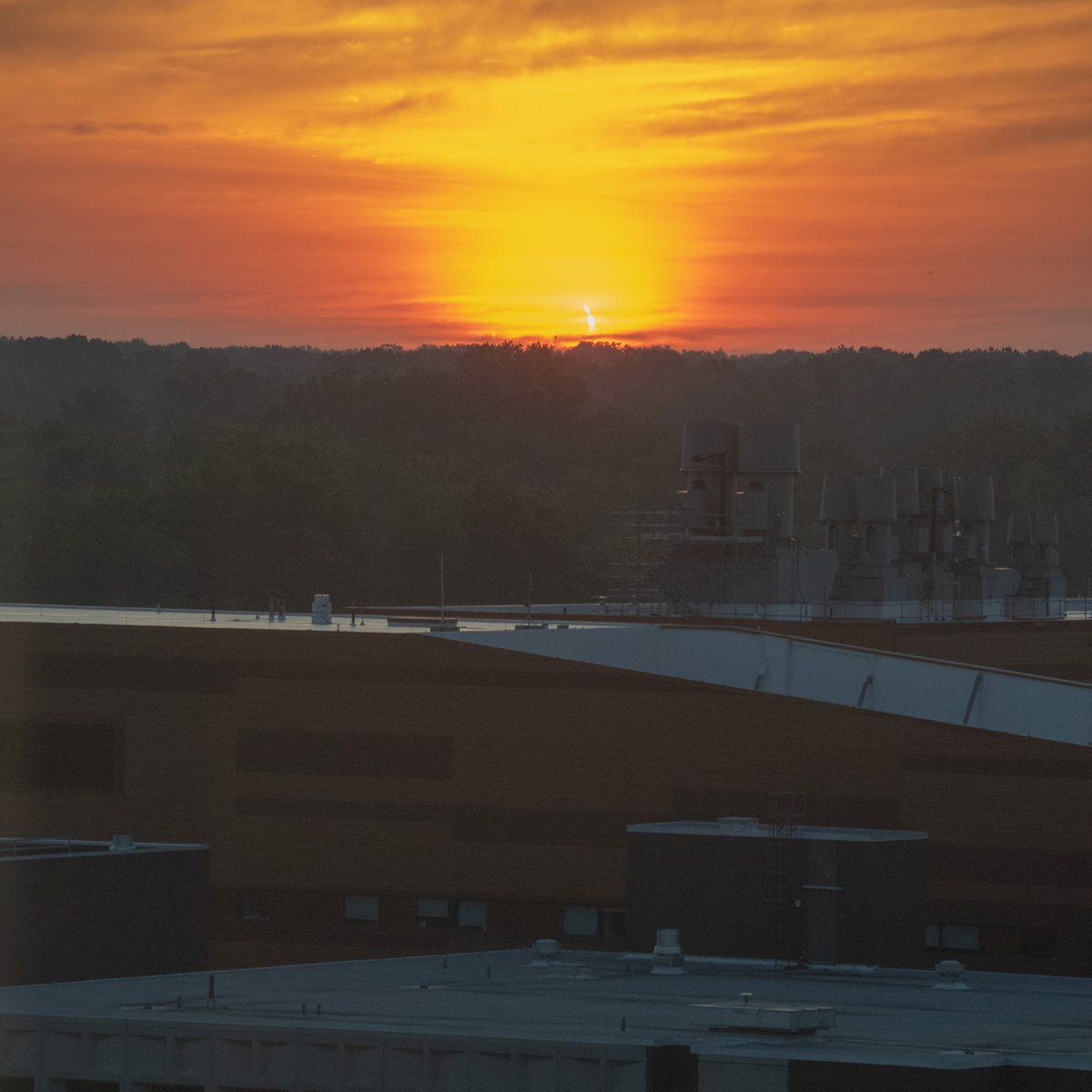 There was a solar eclipse at sunrise this morning!
#SolarEclipse #solareclipse2021
