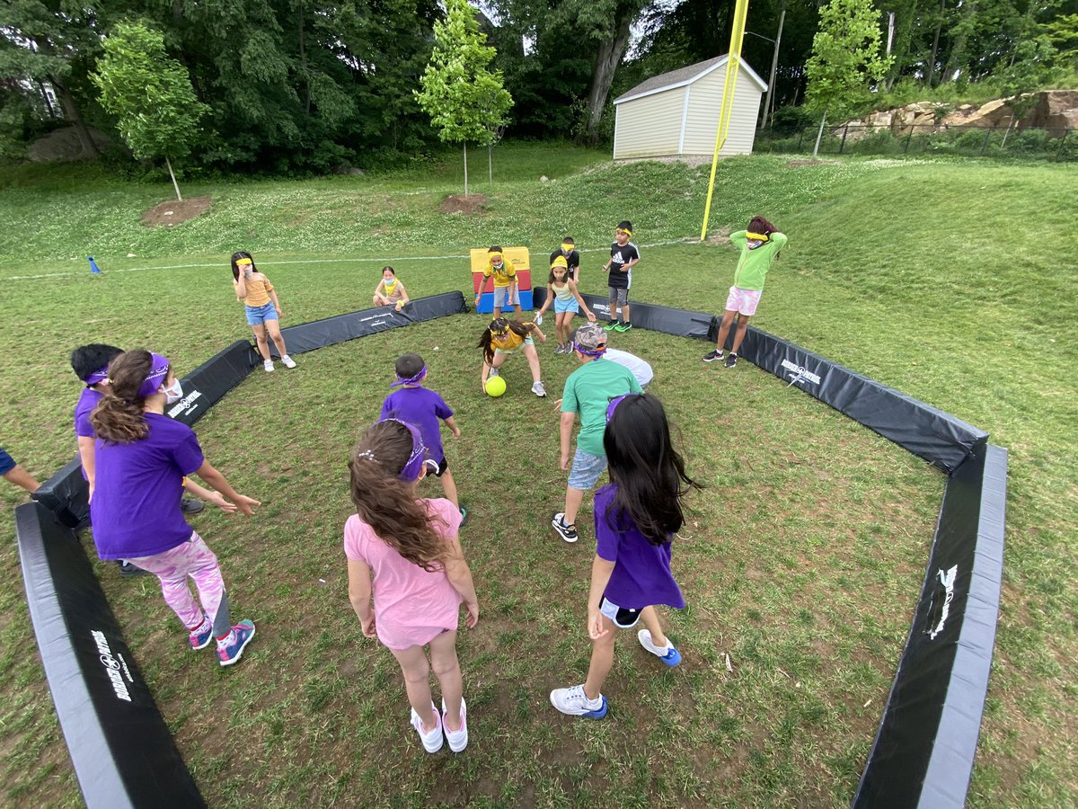 Alexandra Michaelson tweet media