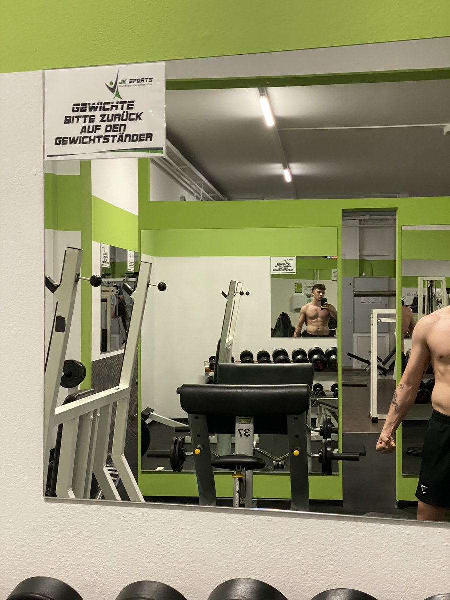 adgencs's tweet image. 🥊🥊