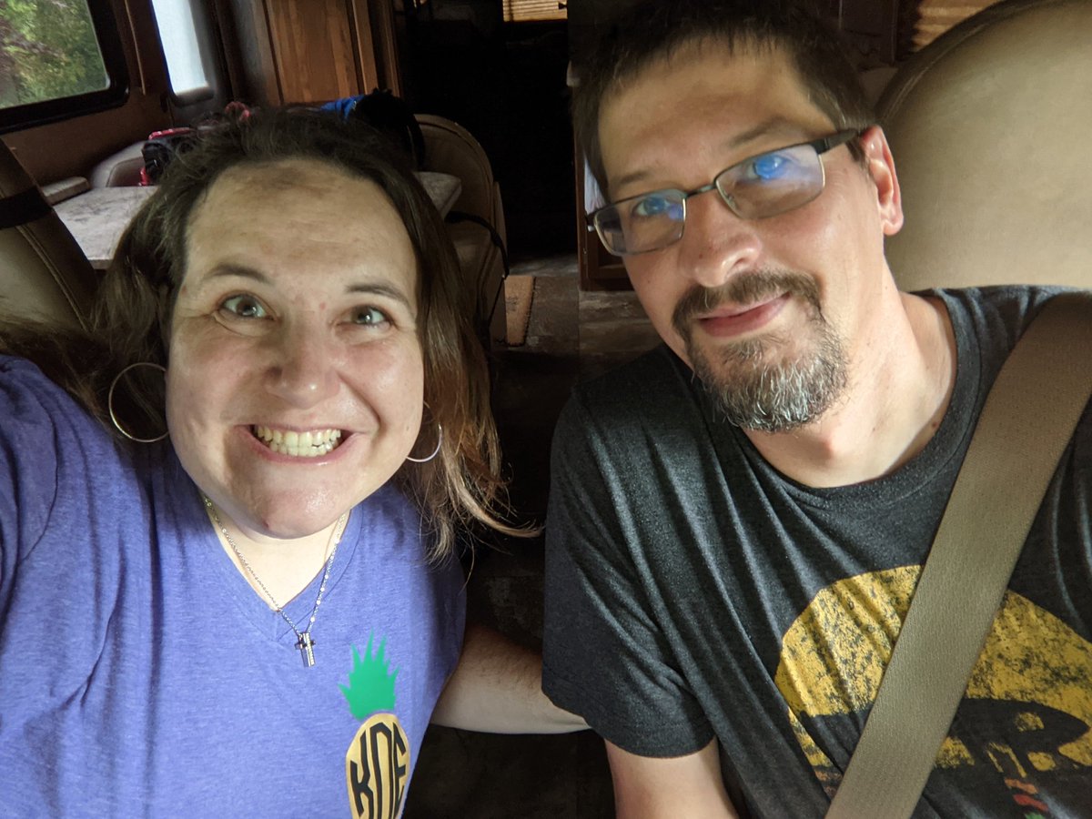 TheDohls's tweet photo. On the road again - kicking off our first kid-free #DohlTripping adventure for a week in Nashville! https://t.co/SJfN4pHbbu